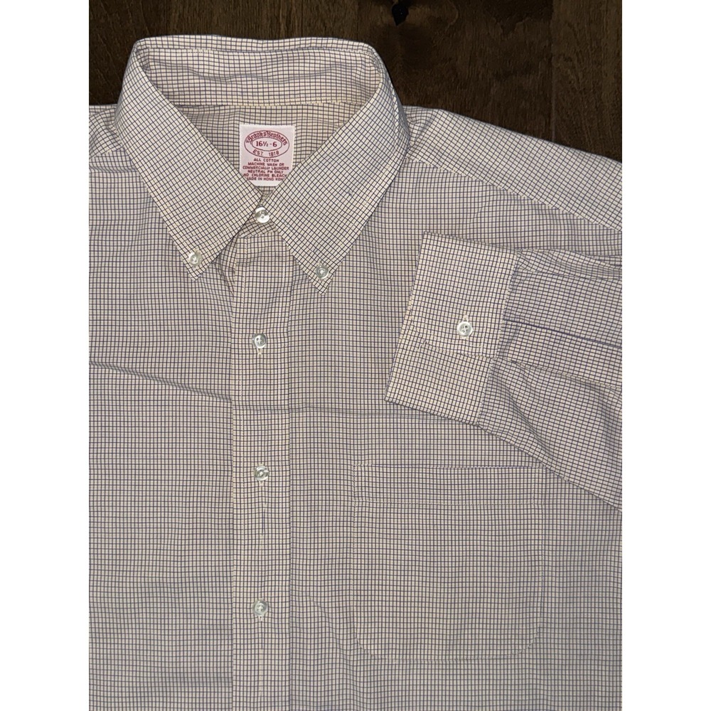 Brooks Brothers Button Up Yellow Check Shirt‎ Men's Size 16.5 Long Sleeve Pocket